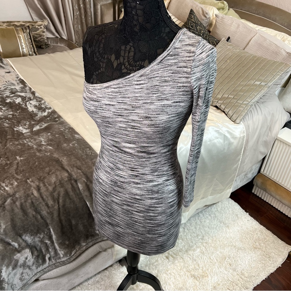 Bebe One Shoulder Sleeve Midi Dress